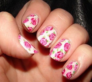 9 Simple and Easy Rose Nail Art Designs with Images