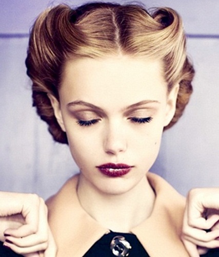 9 Best Vintage Hairstyles for Long Hair