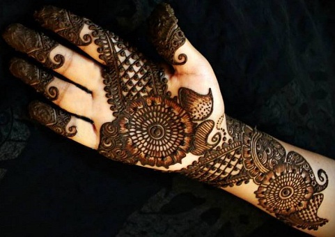 50 Simple and Attractive Mehndi Designs for Hands