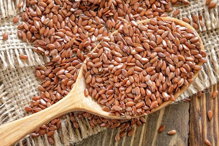 Natural Diet For Dry Skin: 15 Super Foods That Help!