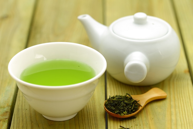18 Amazing Benefits Of Green Tea For Skin, Hair &#038; Health
