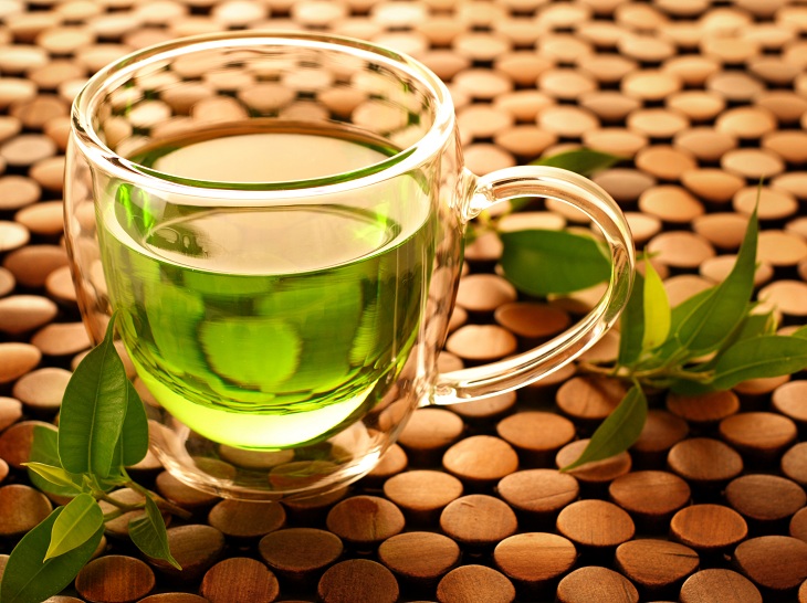 18 Amazing Benefits Of Green Tea For Skin, Hair &#038; Health