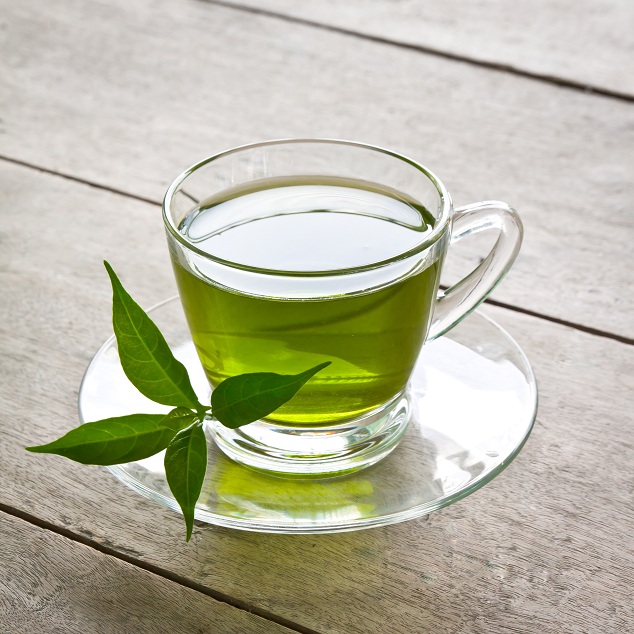 18 Amazing Benefits Of Green Tea For Skin, Hair &#038; Health