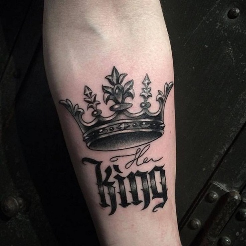 15 Stylish and Best King Tattoo Designs with Pictures