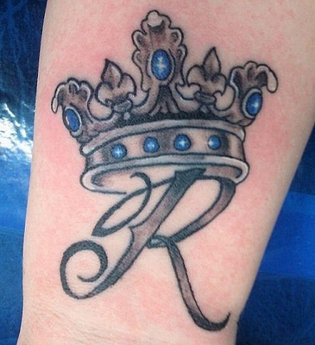 15 Stylish and Best King Tattoo Designs with Pictures