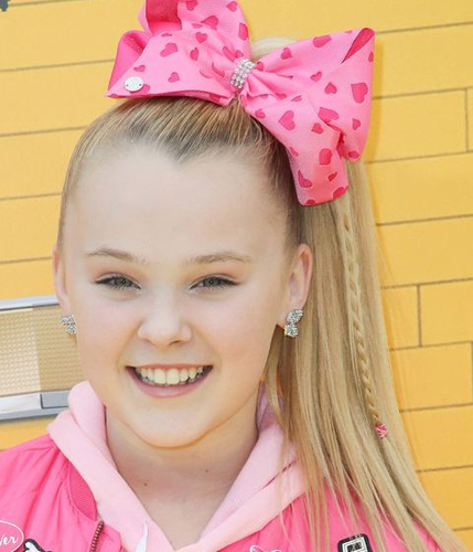 10 Simple School Girl Hairstyles for Medium Hair