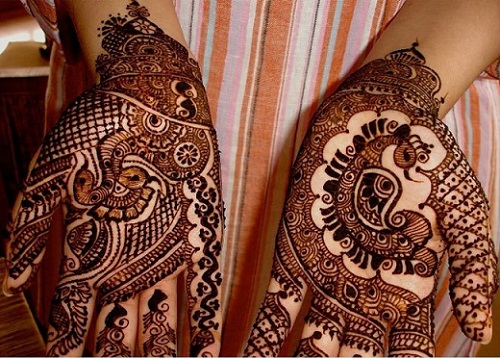 9 Special Mehndi Designs for Karwa Chauth Festival 2020