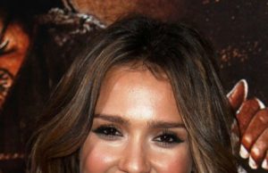 Top 9 Jessica Alba Hairstyles