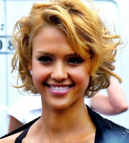 Top 9 Jessica Alba Hairstyles