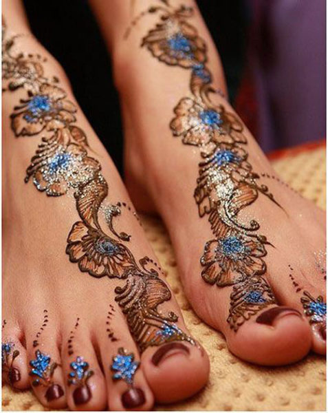15+ Stylish Foot Mehndi Designs for Your Pretty Feet