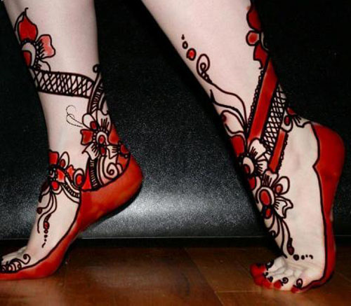 15+ Stylish Foot Mehndi Designs for Your Pretty Feet