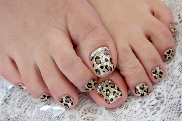 Pedicure Nail Art Designs for Fall