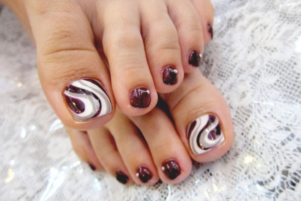 Pedicure Nail Art Designs for Fall