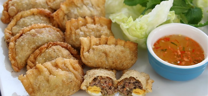 Vietnamese Street Food: 13 Best Street Foods in Hanoi &#038; Saigon