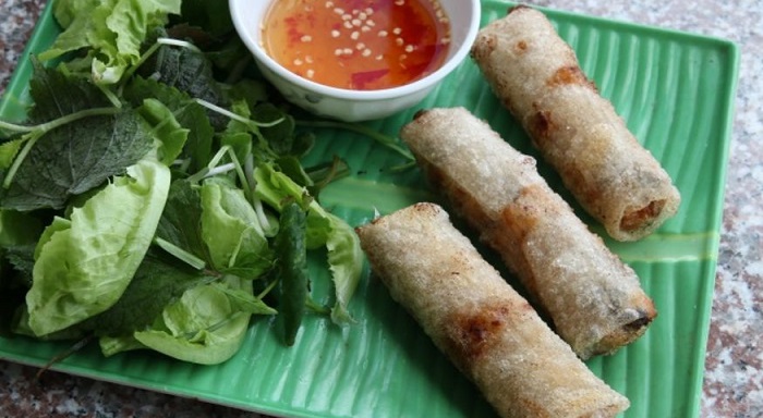 Vietnamese Street Food: 13 Best Street Foods in Hanoi &#038; Saigon