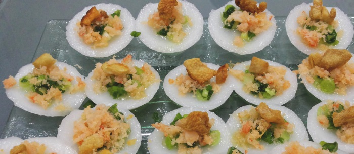 Vietnamese Street Food: 13 Best Street Foods in Hanoi &#038; Saigon